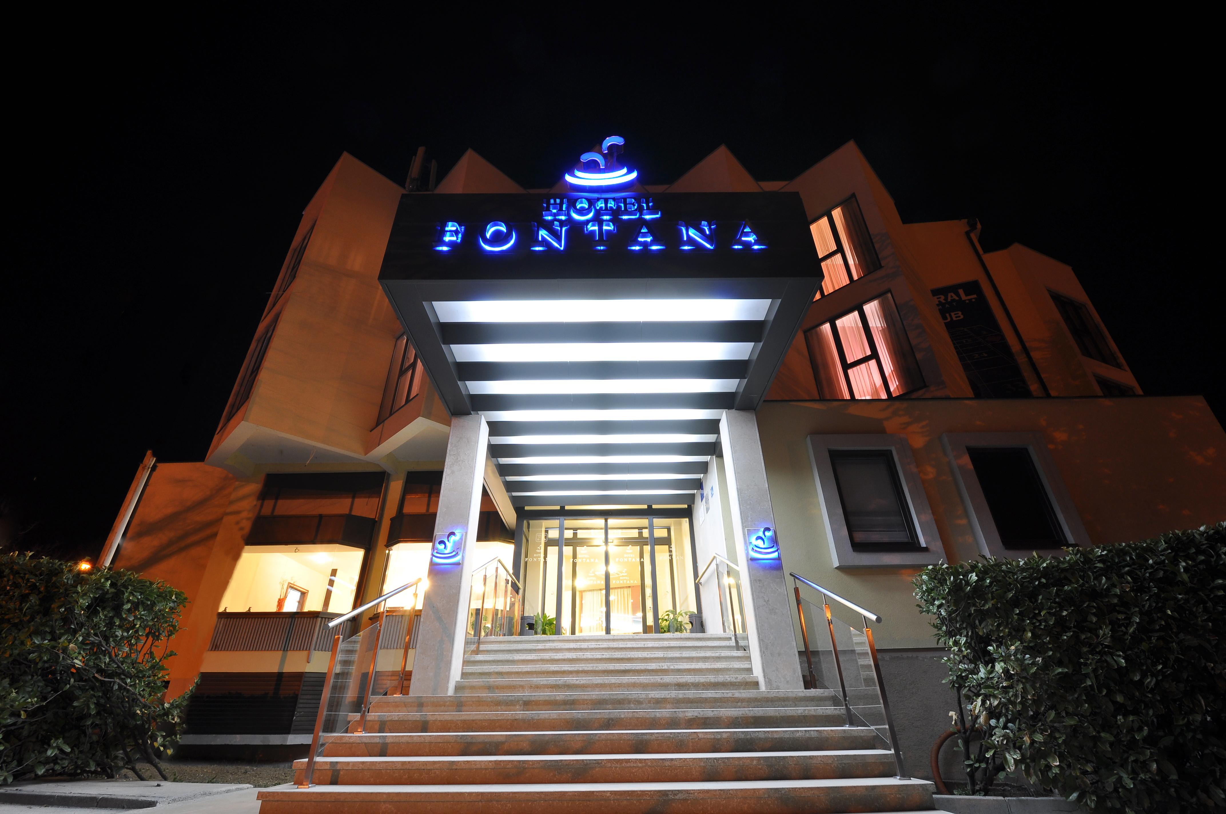 Hotel Fontana Buzet Buitenkant foto