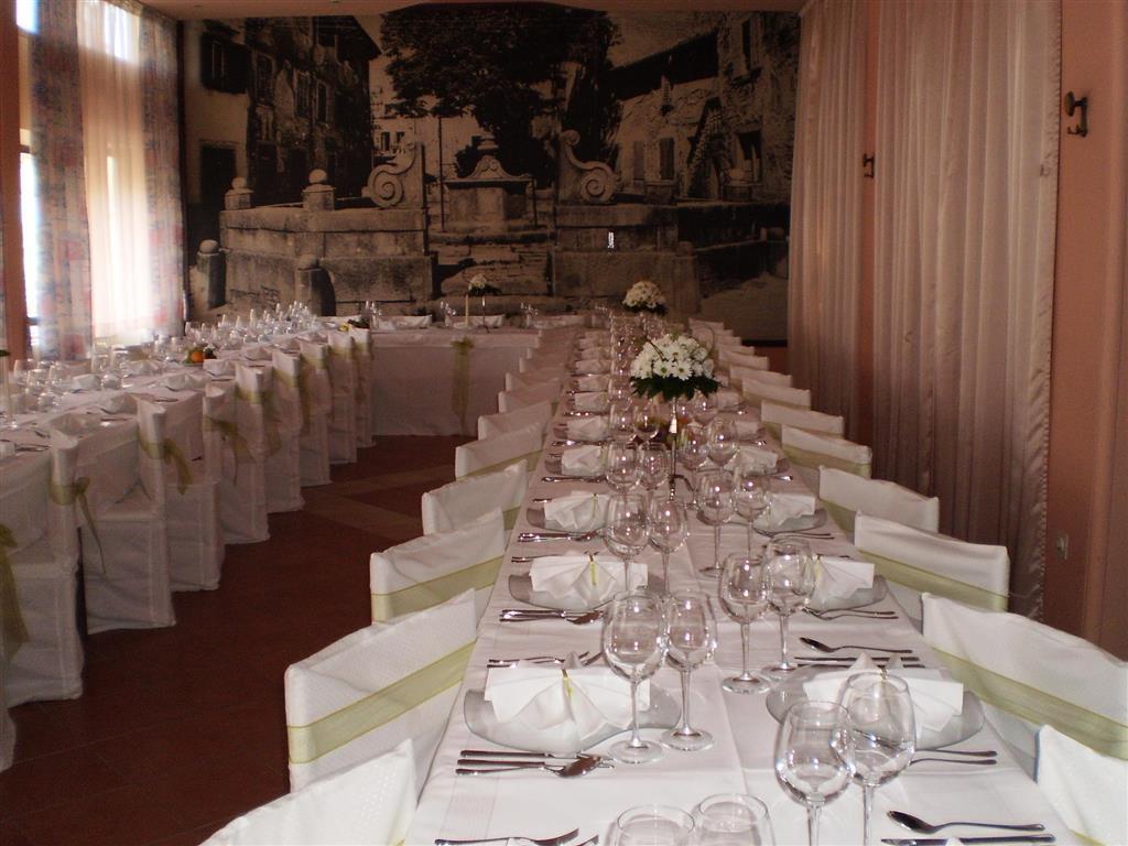 Hotel Fontana Buzet Restaurant foto